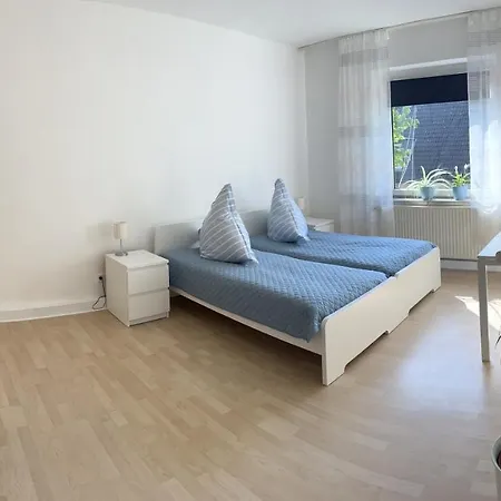 Privatzimmer Am Iltispark Duisburg Exterior photo